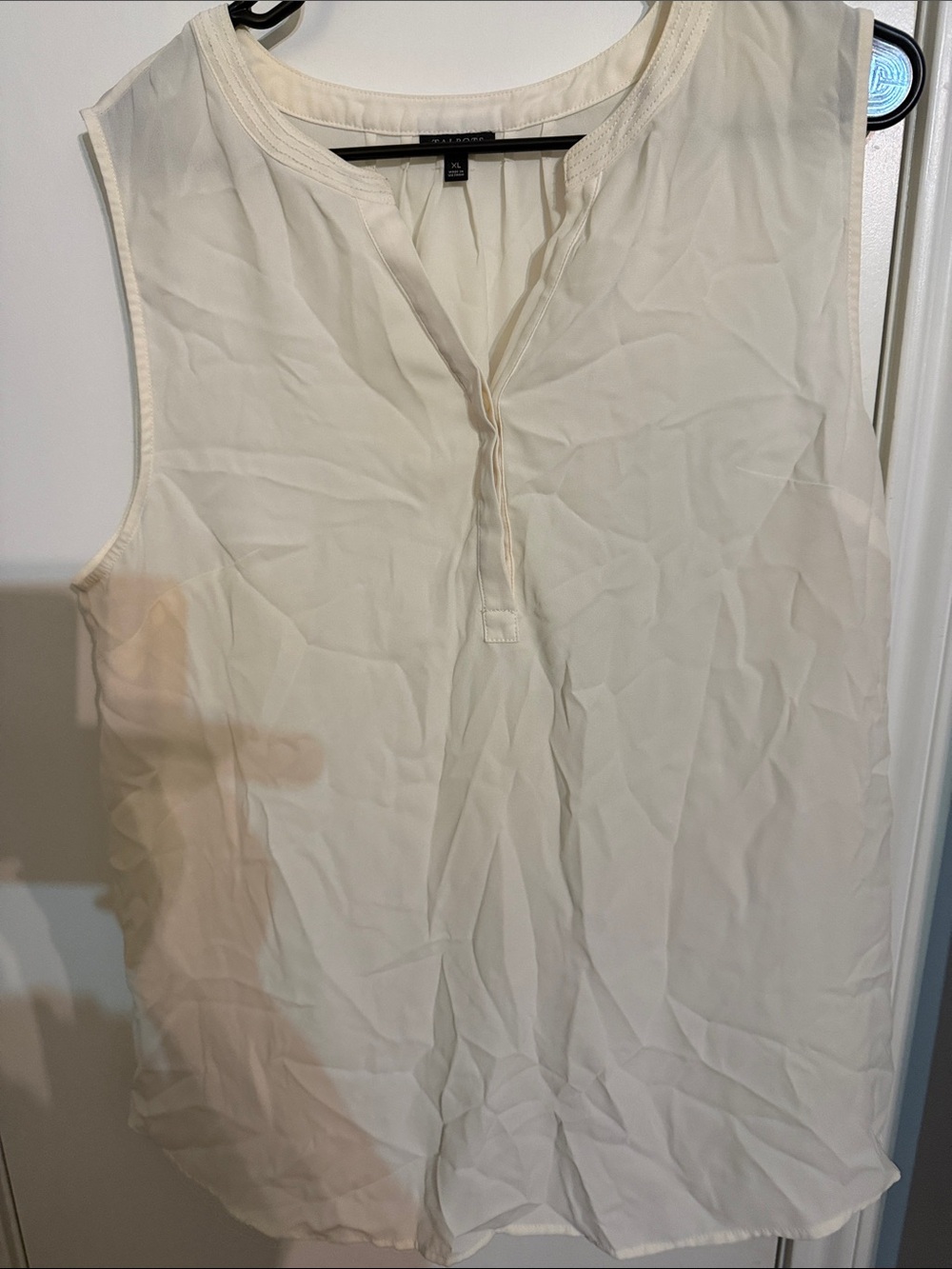 Talbots Cream Sleeveless V-Neck Camisole